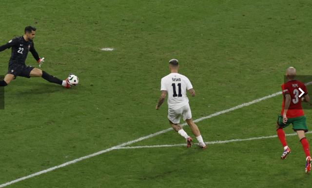 球球大作战直播-佩佩C罗险成罪人 点球大战三连扑 科斯塔一战成圣