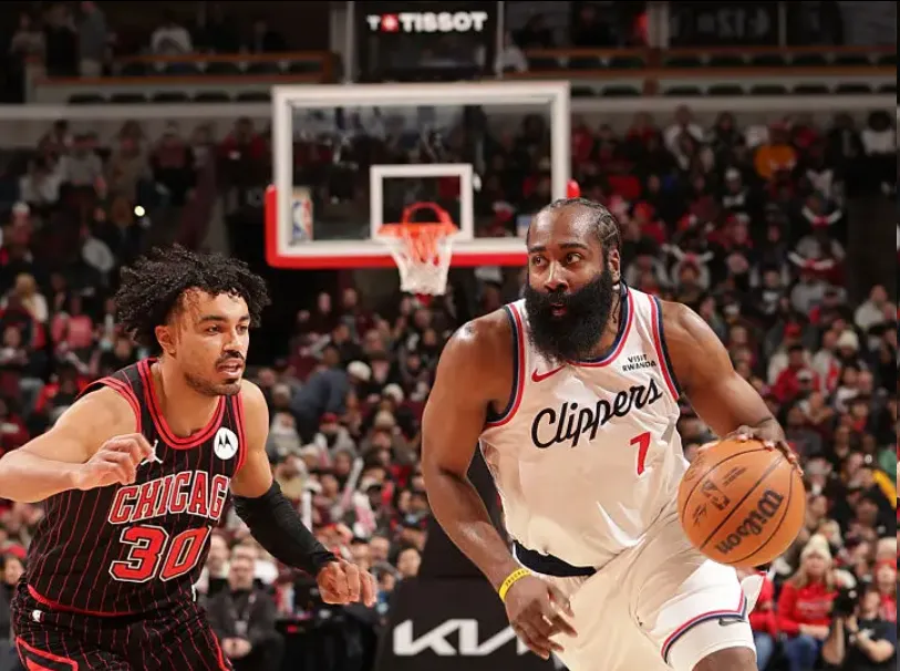 球球大作战直播-狂野西部！西部第三至第七争夺超激烈 3队胜场数相同 湖人再进前6