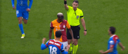 英雄联盟直播-半场：马竞1-1加拉塔萨雷，朱利亚诺-西蒙尼闪击，略伦特乌龙