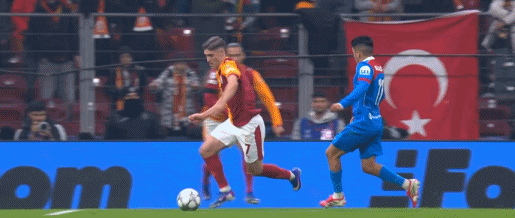 英雄联盟直播-半场：马竞1-1加拉塔萨雷，朱利亚诺-西蒙尼闪击，略伦特乌龙