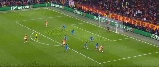 英雄联盟直播-半场：马竞1-1加拉塔萨雷，朱利亚诺-西蒙尼闪击，略伦特乌龙