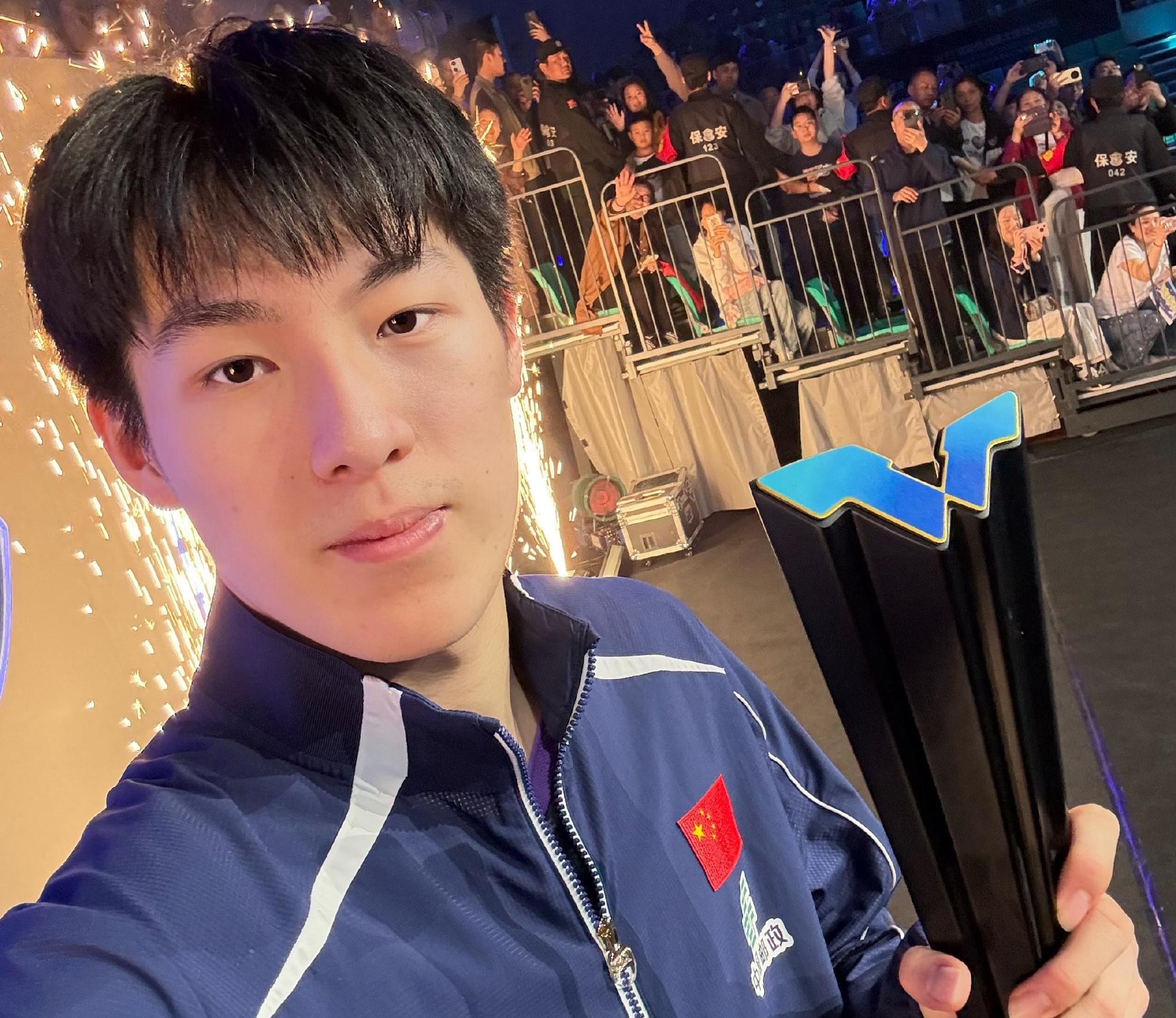 球球大作战直播-4-2逆转夺冠！国乒19岁1米86新星大闪耀：王皓该带他战世乒赛？